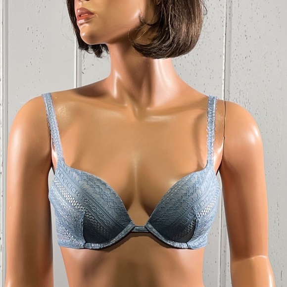*Victoria’s Secret Women’s Dusty Blue Lace Push Up Sz 32C - Picture 1 of 13